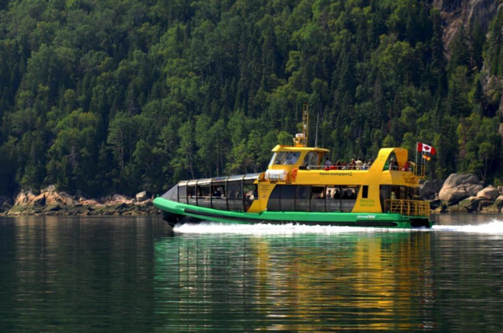 Motel De L'Anse A L'Eau Tadoussac Exteriér fotografie
